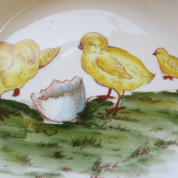 Hand Painted Vintage Ceramic German Chicken Bowl - Picture 2 of 4